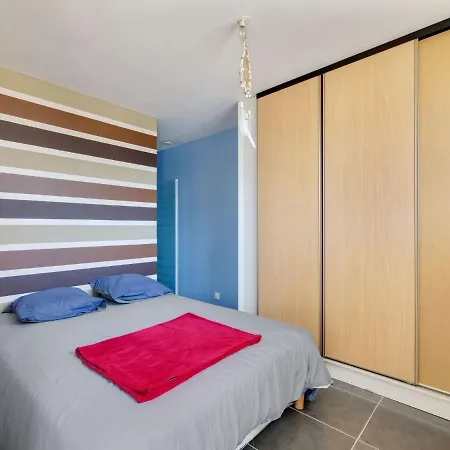 Holiday home Serene Farmhouse In With Boules Court Terre-et-Marais